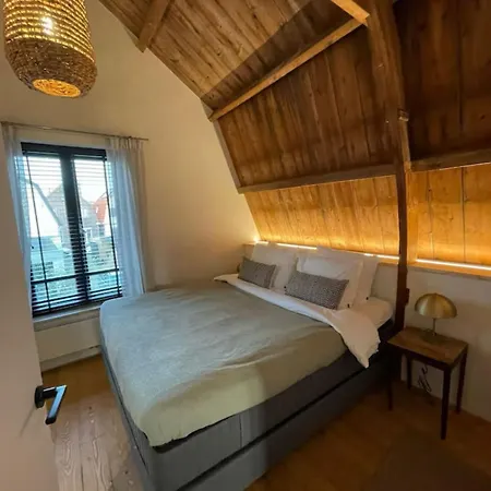 Het Binnenhuys, Luxe In Met Tuin, Vlakbij Het