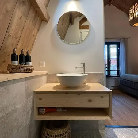 Het Binnenhuys, Luxe In Met Tuin, Vlakbij Het בית נופש
