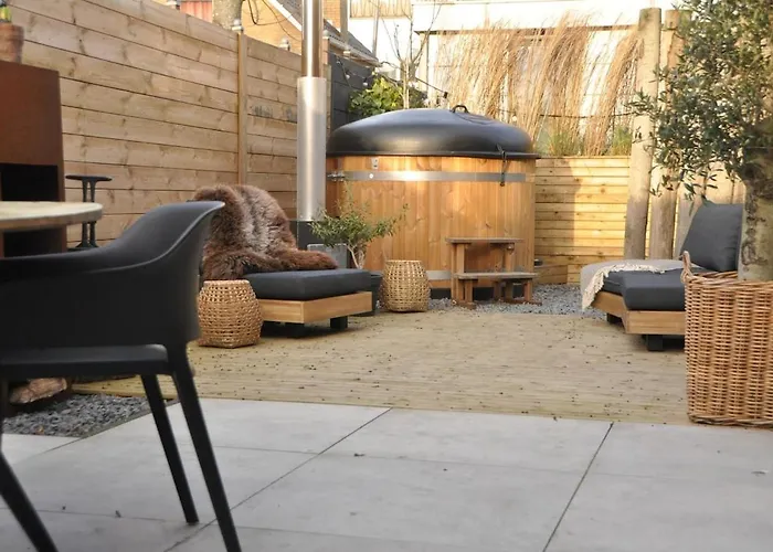 Het Binnenhuys, Luxe In Met Tuin, Vlakbij Het Dom wakacyjny Noordwijk