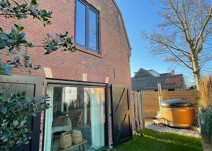 Het Binnenhuys, Luxe In Met Tuin, Vlakbij Het